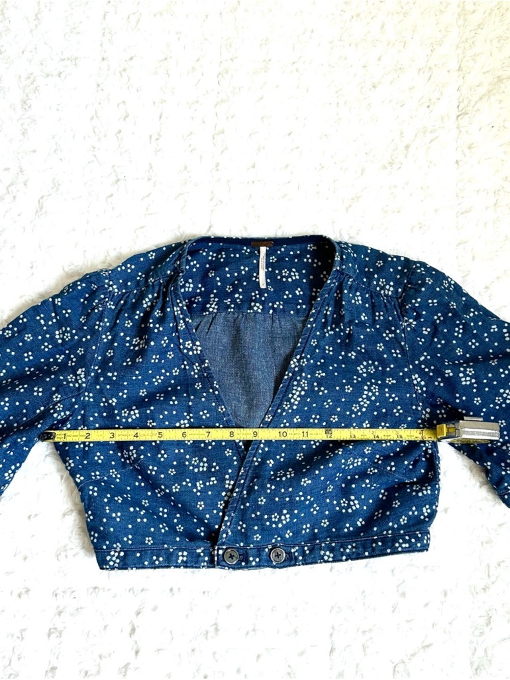 Free People Boho Cottagecore Blue Floral Crop Blouse Size 2 (XS) Puff Sleeve - Picture 9 of 10